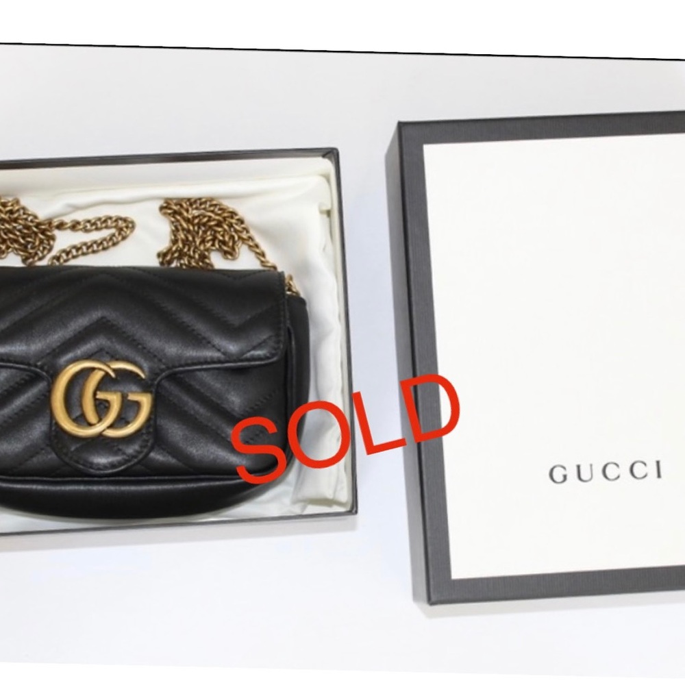 Marmont Super Mini Black Matelassé Cross
Body Bag